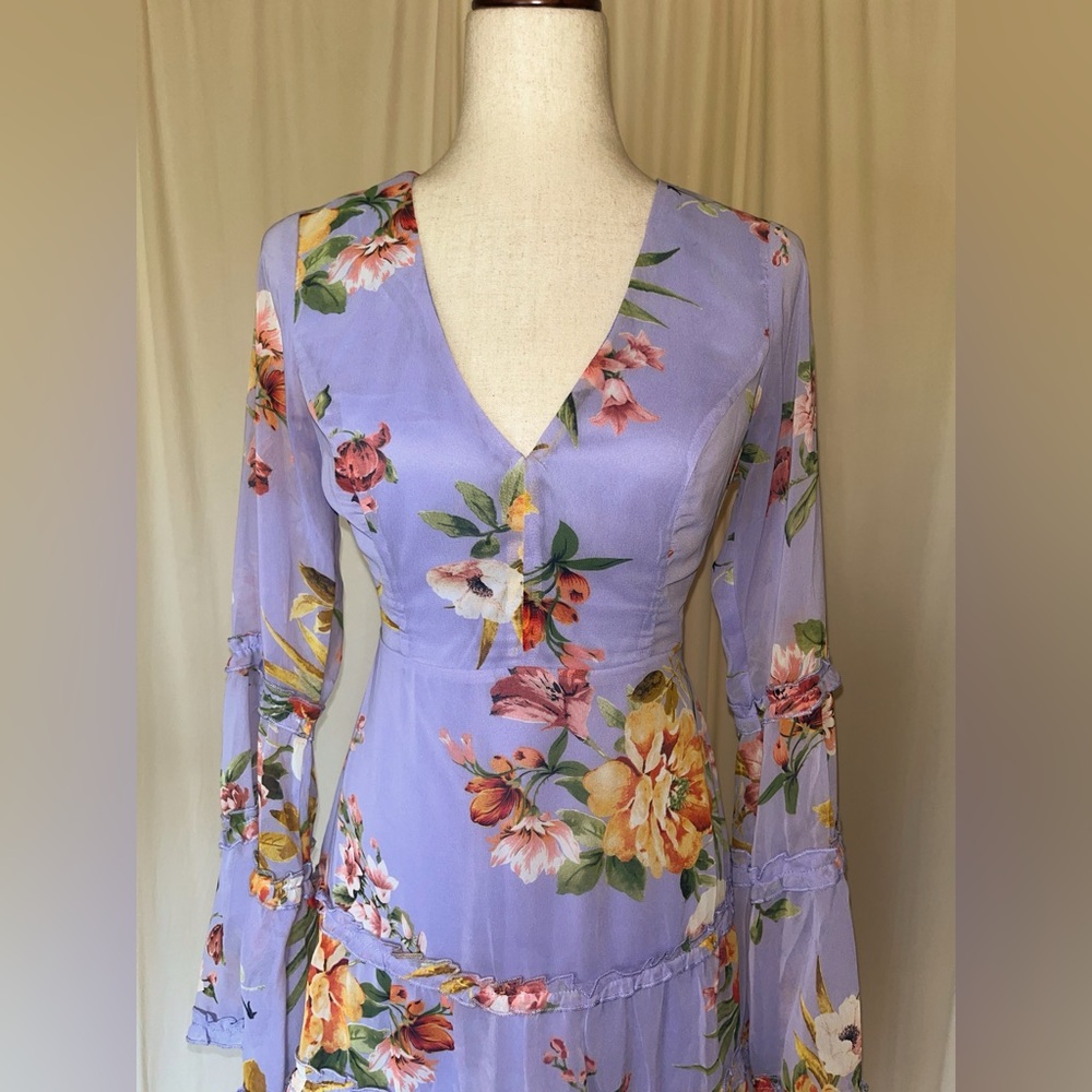 Lulus From My Heart Lavender Floral V-Neck Tiered Bell Sleeve Mini Dress Size S - Picture 6 of 9
